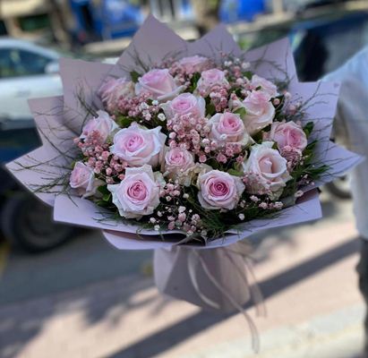 Bouquet of 15 pink roses