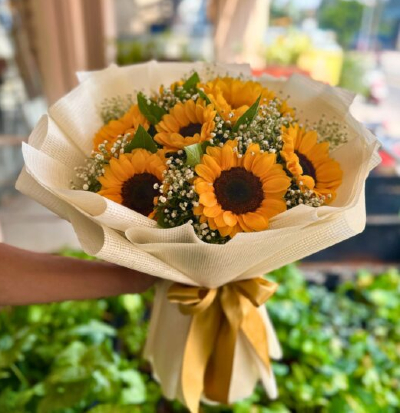 Bouquet of 12 Sunflowers