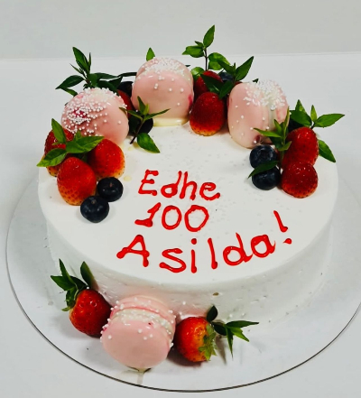 White cake